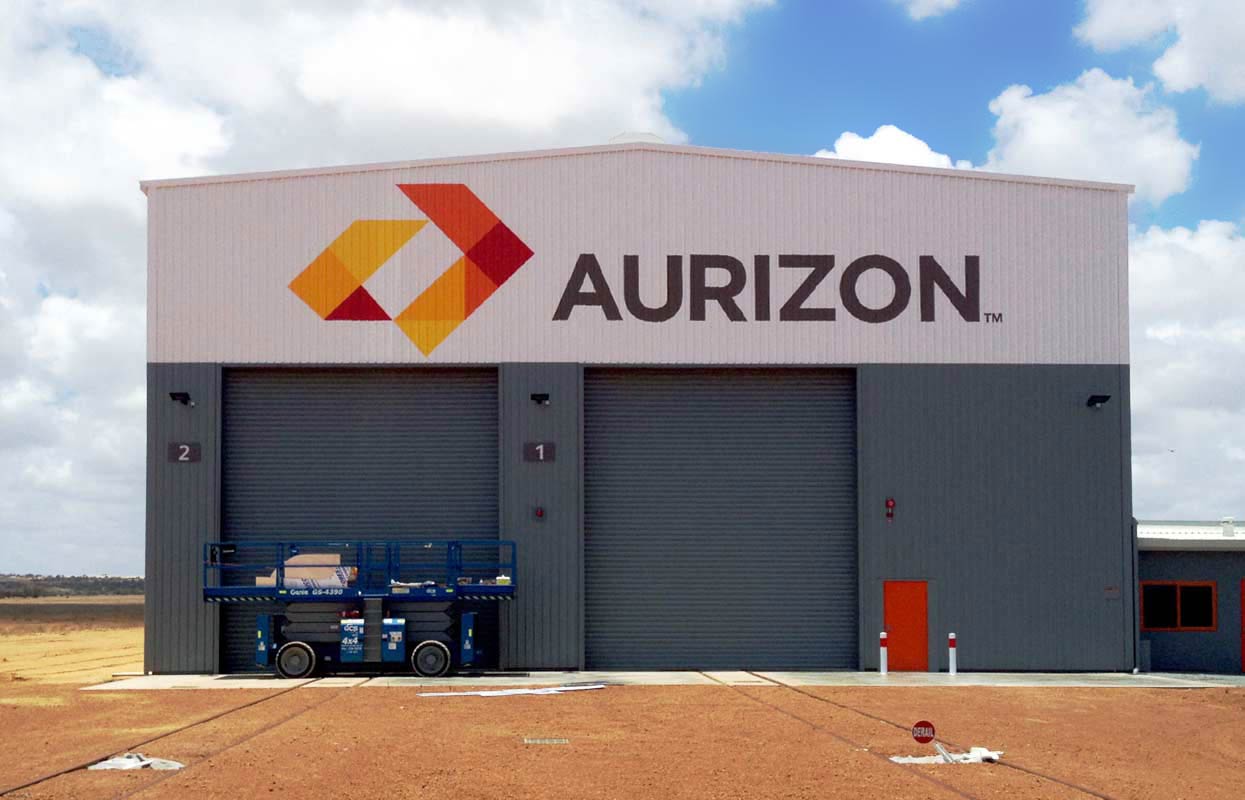 COMMERCIAL_AURIZON-BUILDING-SIGNWRITING_RT-optimised.jpg